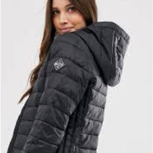 Hollister Women's Charcoal Puffer Jacket